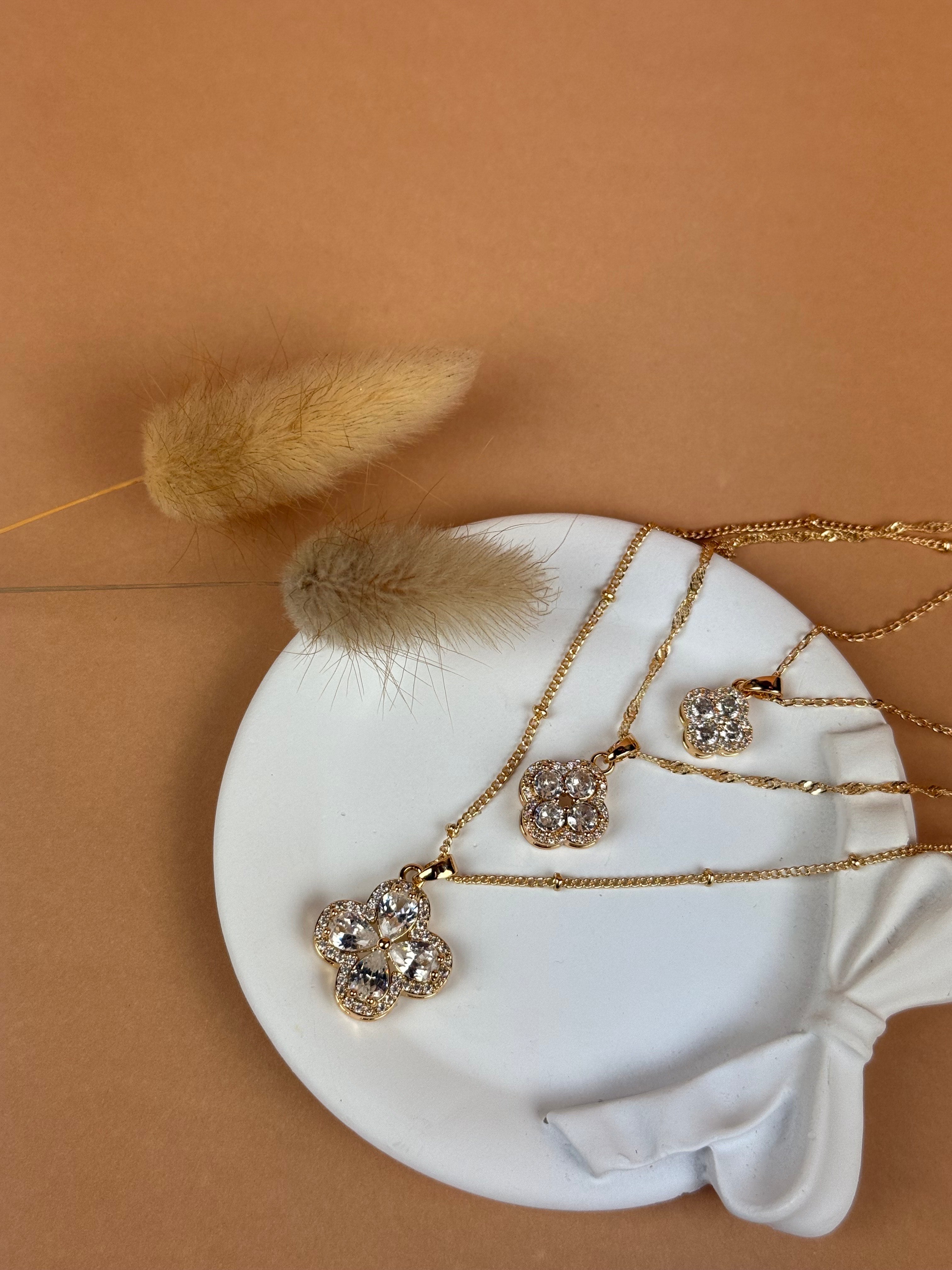 3 piece set necklace +earrings